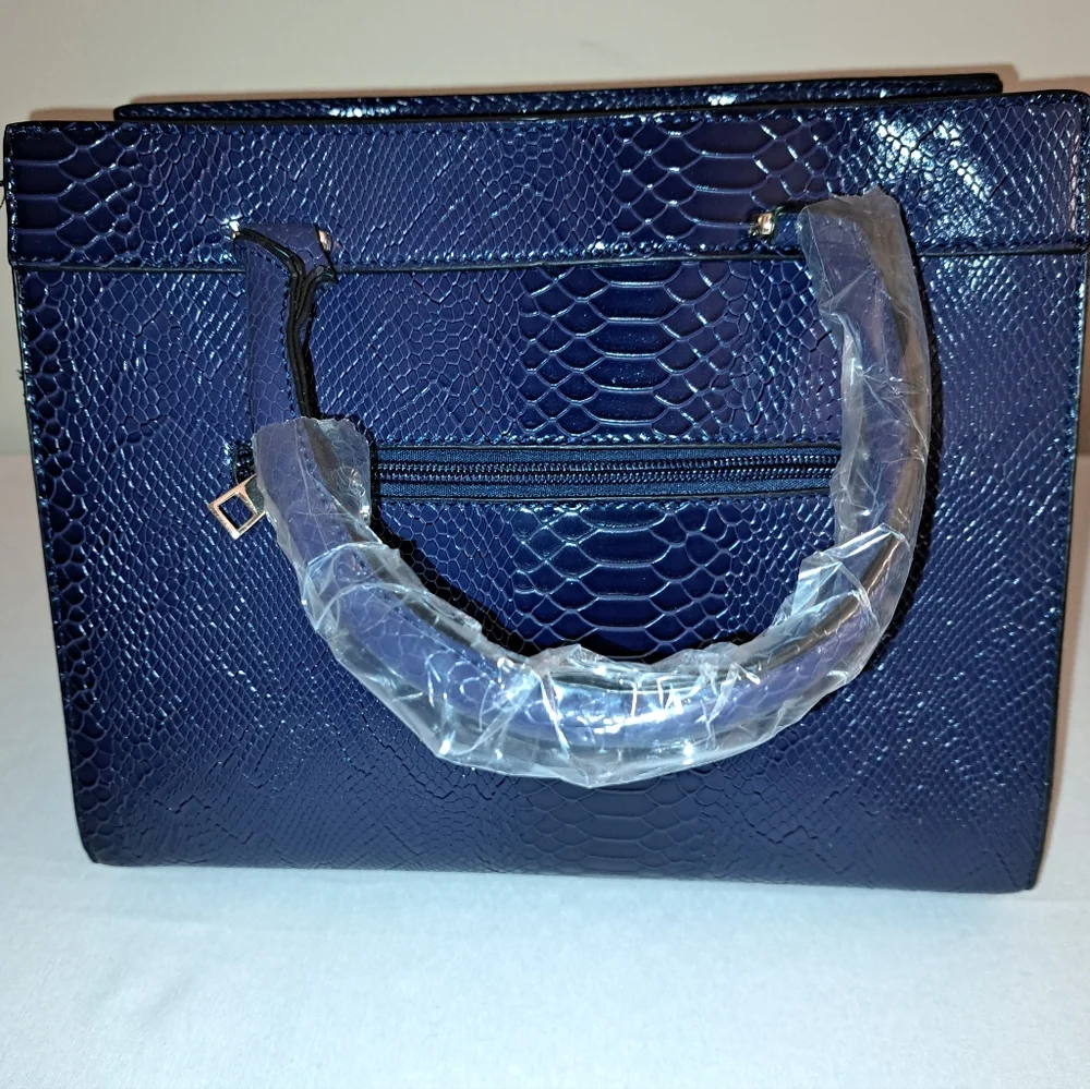 Navy Blue Faux Snake Embossed Tote, Gold Hardware, Shoulder Strap Included, NEW! - Picture 6 of 14